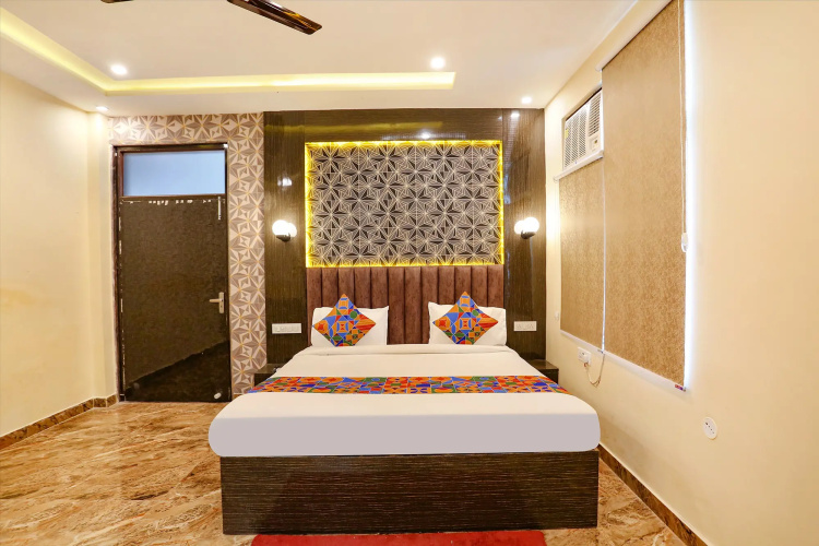 Fabhotel Occazia Palace