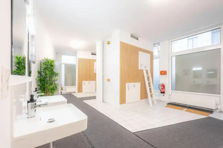 Robin Wood Apartment