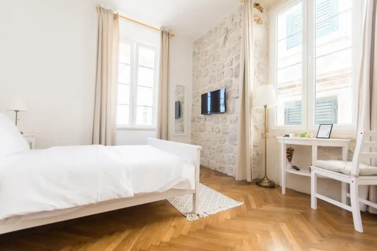Rooms Eden Old Town