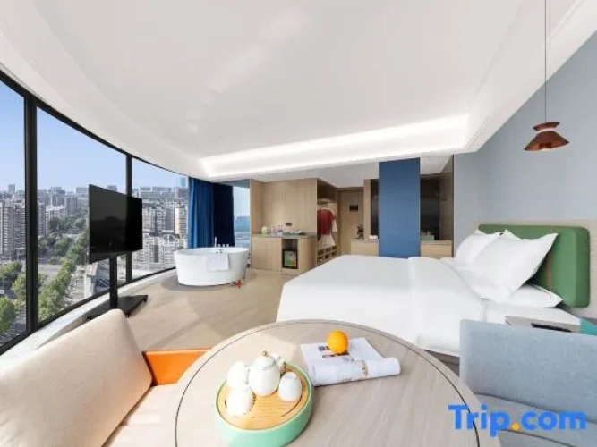 Standard Double room with view