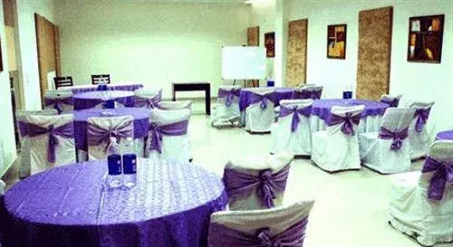Hotel Plaazaa 1