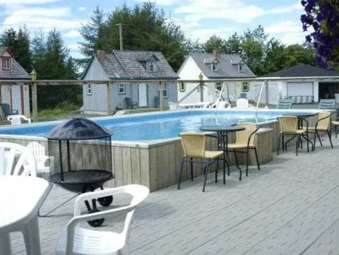 Les Jardins Inn