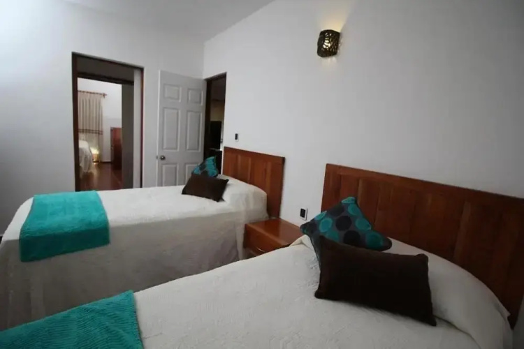 Hotel Villa Blanca Suites