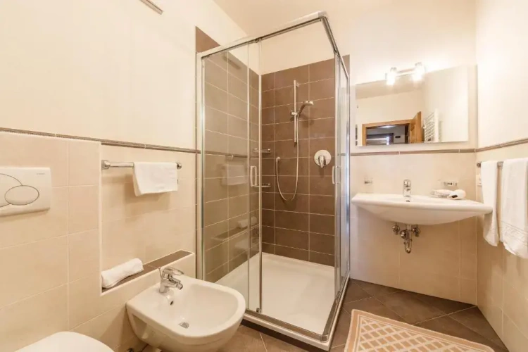 1 Bedroom Apartment with balcony