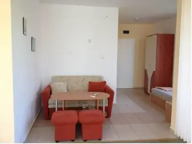 Purple House Suites