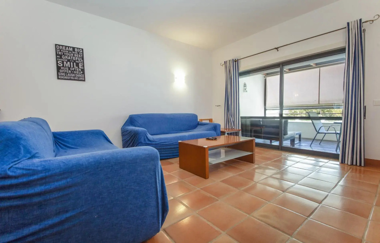 B39 - Marina Hill Apartment