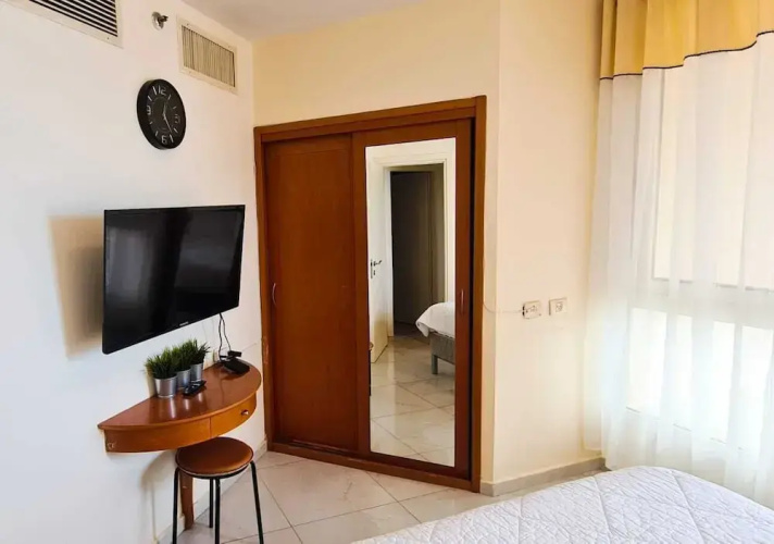 18Go to Leonardo apartments