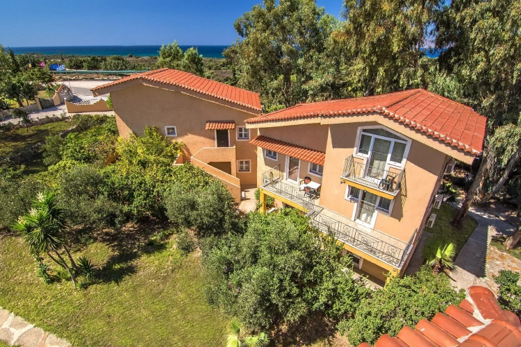 Standard room with balcony and with view