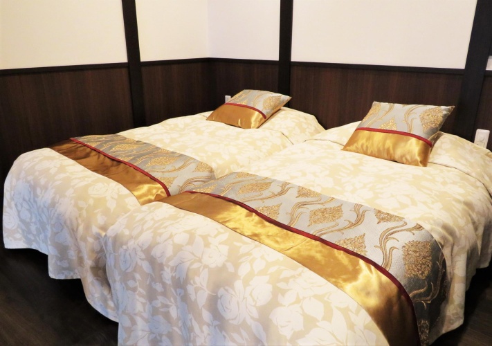 Grand room