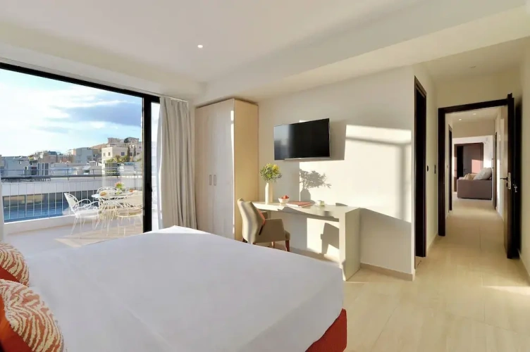 Apartment with balcony and with city view