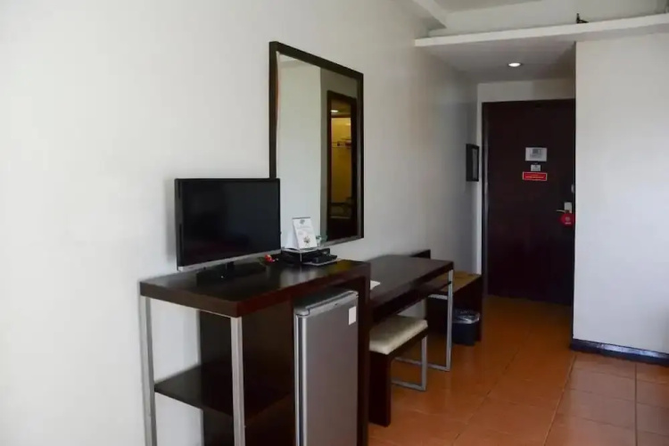 East View Hotel