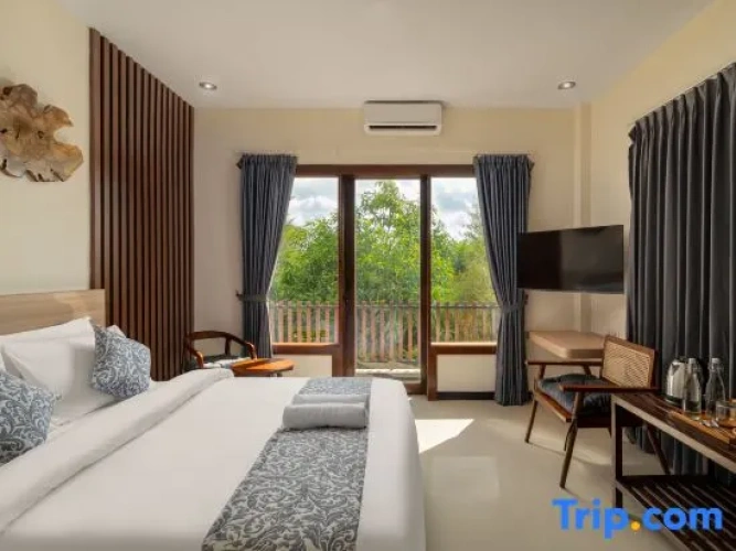 Deluxe room with garden view