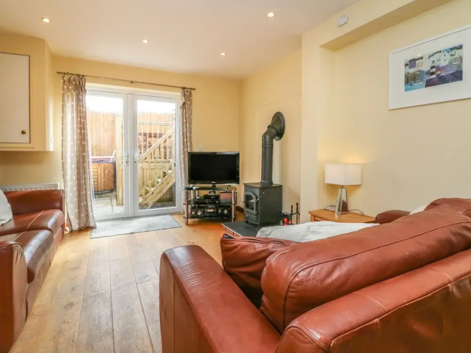 15 Surf Cottages