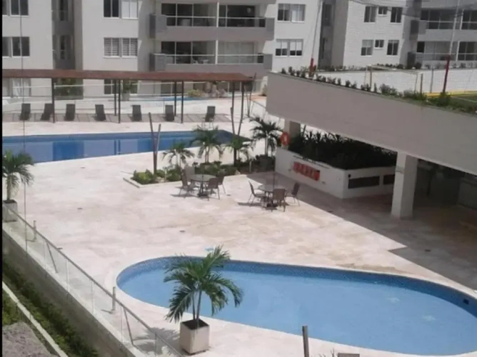 3 Bedrooms Apartment