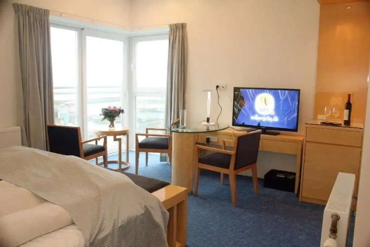 Deluxe Double room with balcony and with sea view