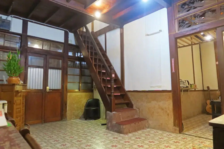 The Old House Chiayi B&B