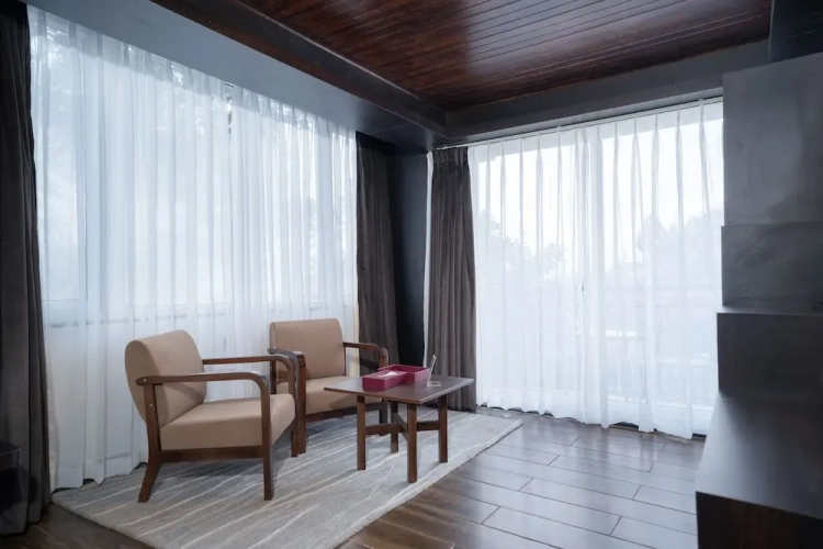 Deluxe room with balcony