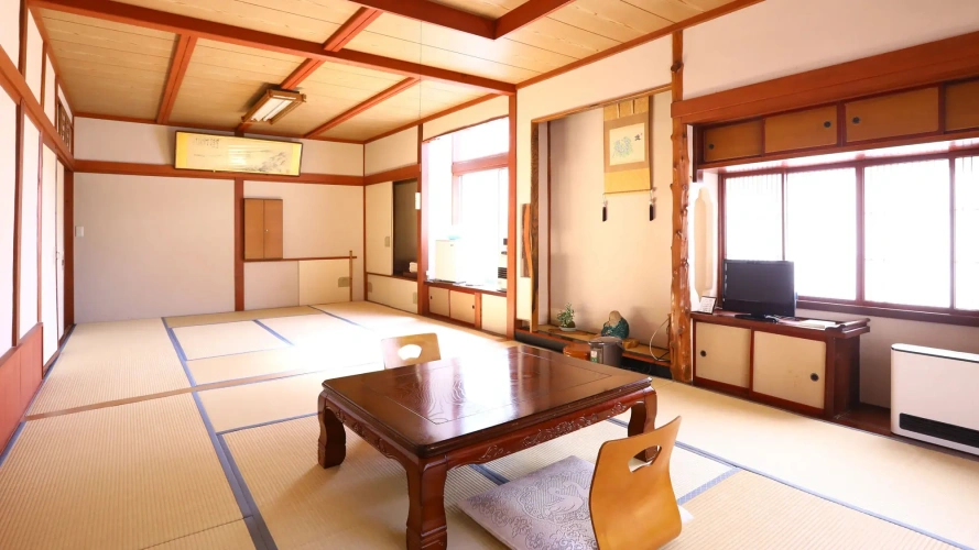 Standard room with city view