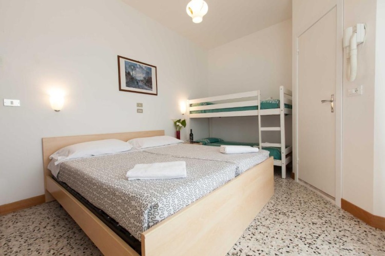 Standard Quadruple room with balcony