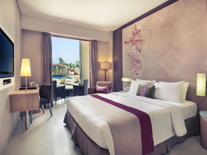 Deluxe with Terrace Double room with pool view