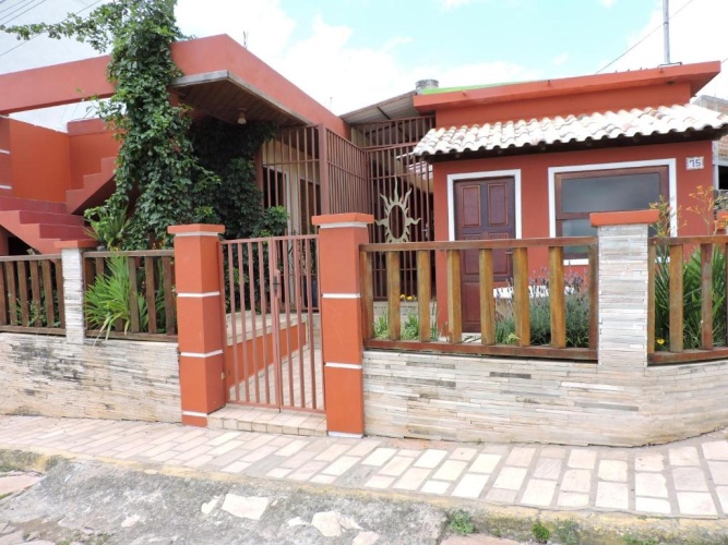 3 Bedrooms Cottage