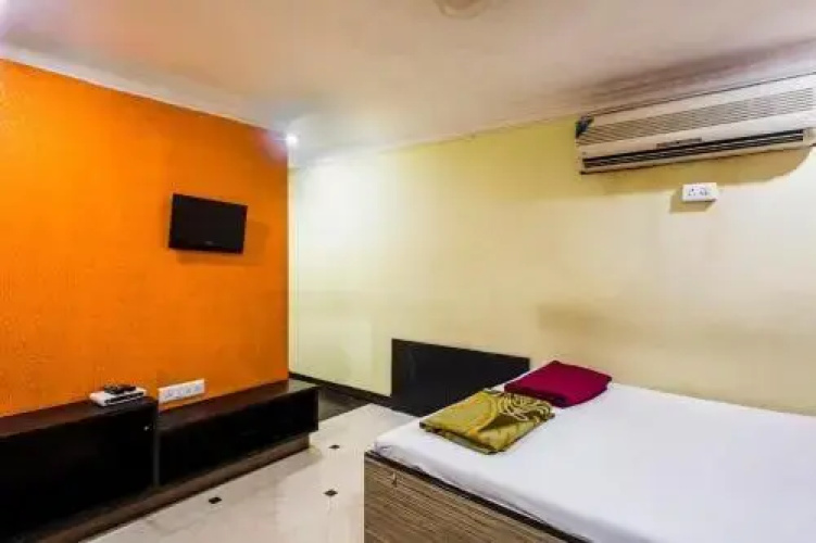 Hotel Samrat