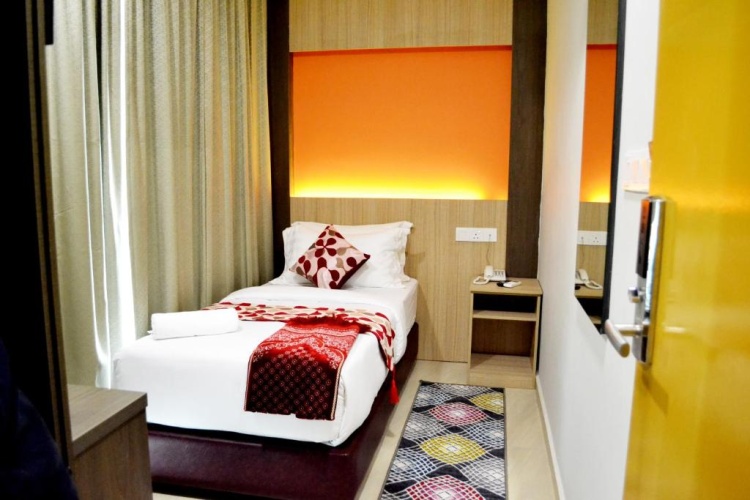 Deluxe Single room
