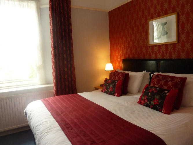 The Iona Torquay