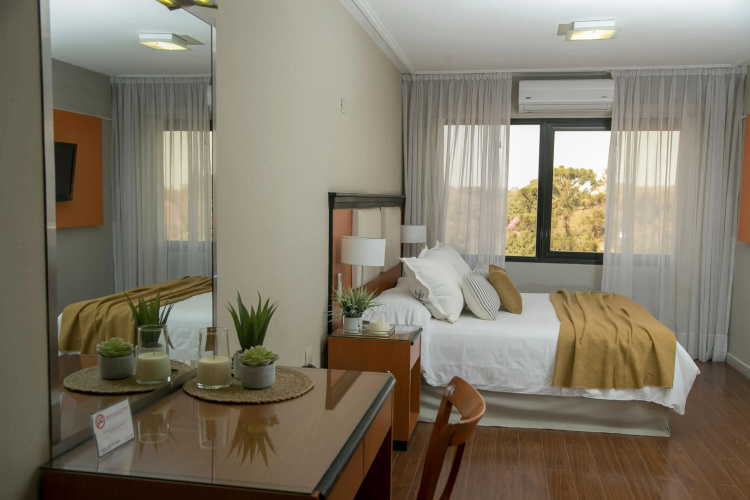 Garden Park Hotel