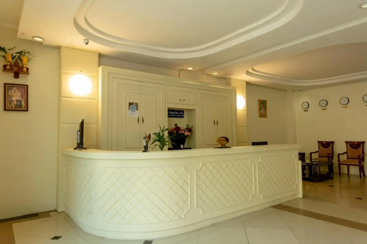 Ivory Palace Hotel
