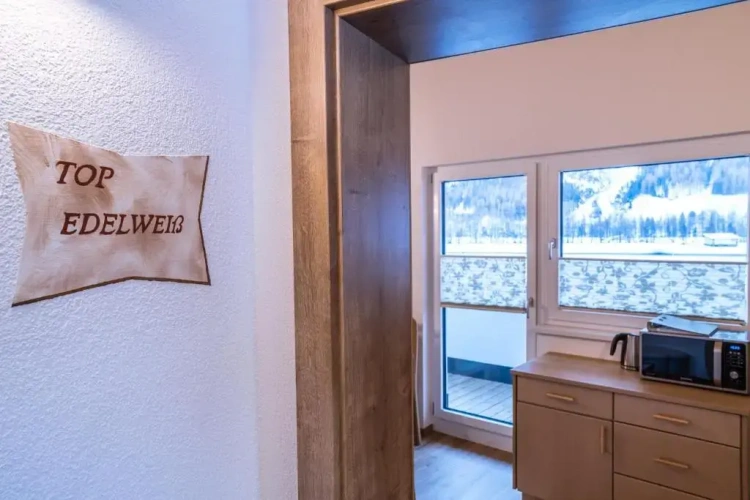 Apartment with balcony
