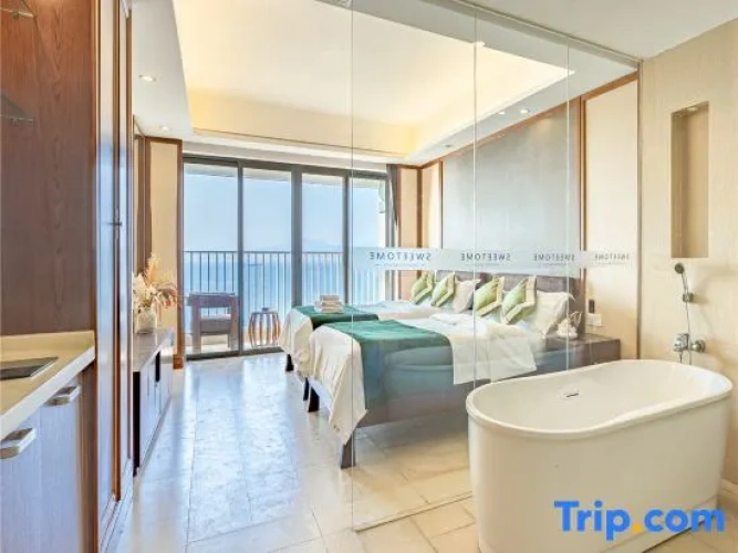 Standard Twin room with sea view
