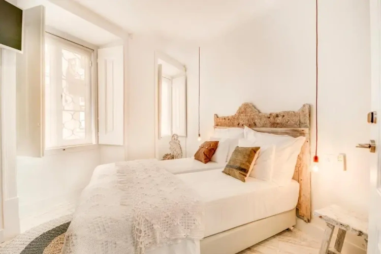 Standard Double Basement room