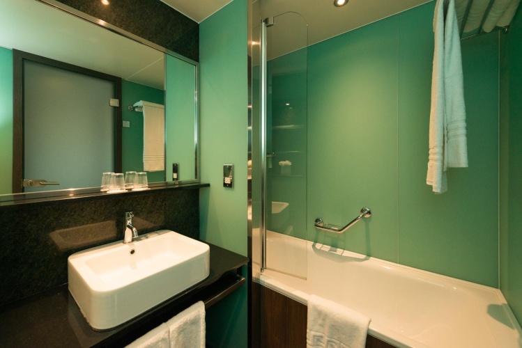 Crowne Plaza London - Kingston photo 8