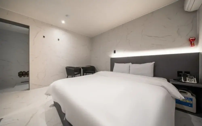 Guro Hotel Oasis