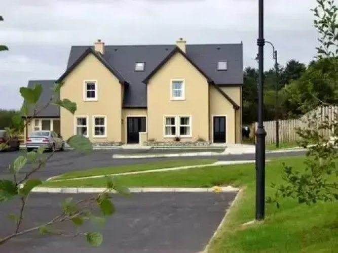 Ard Carraig Holiday Homes