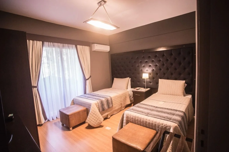 Standard Twin room with balcony