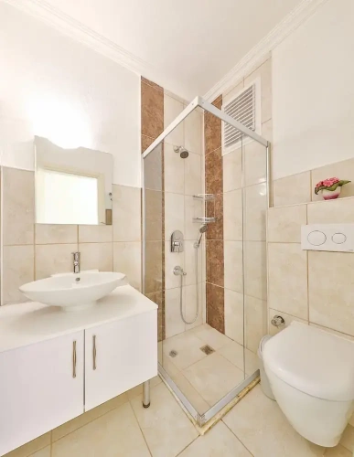 2 Bedrooms Apartment with balcony and with sea view