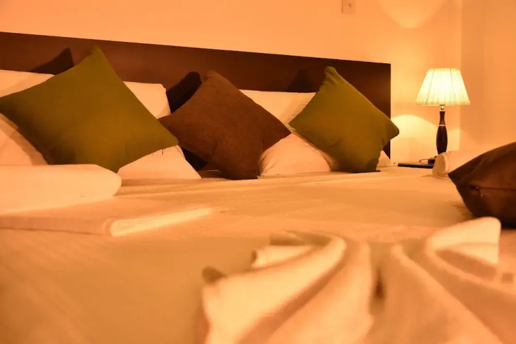 Lochana Beach Hotel