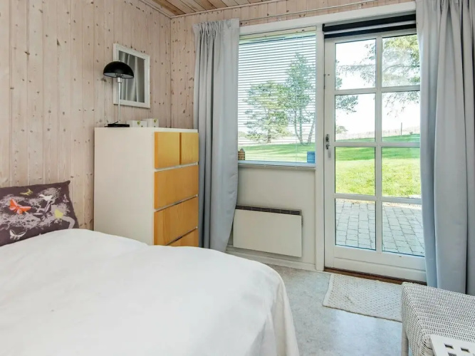 Simplistic Holiday Home in Ebeltoft With Whirlpool