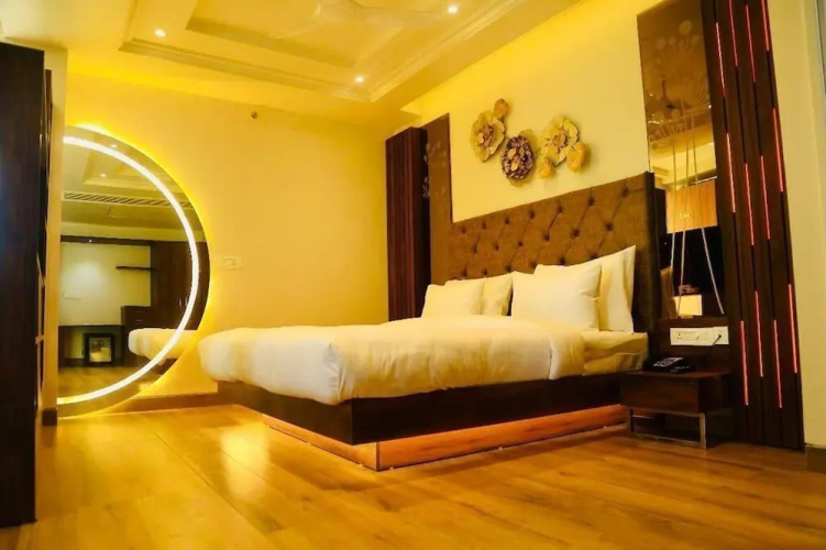 Sapphire Sky Hotel