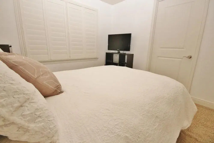 The Wave 302 Apartment 3