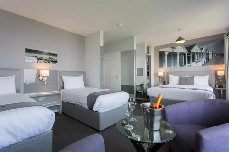 Allseasons Hotel by Tingdene
