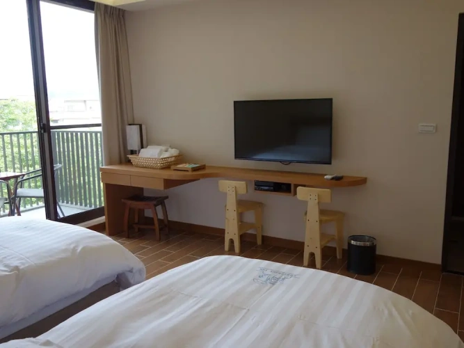 Standard Twin room with balcony