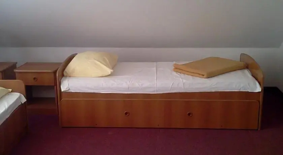 Rooms San