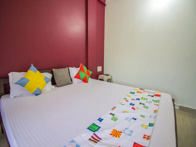 OYO 13203 Home Bright Studio Near Morjim Beach