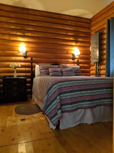 1 Bedroom Deluxe Chalet
