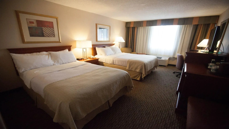 Cortina Inn