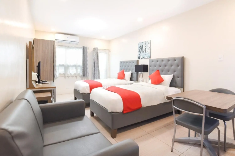 Standard Twin room