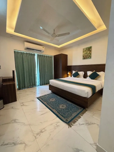 Deluxe room with balcony